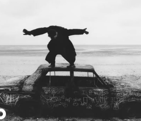 makna-lagu-about-you-the-1975